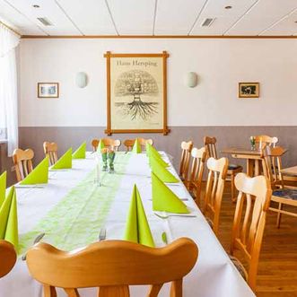 Hervorragende deutsche Küche mit Tradition. Reservieren Sie einen Tisch im Restaurant Hersping in Steinfurt. Tel: 02552 2302.